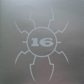 16 - CURVES THAT KICK