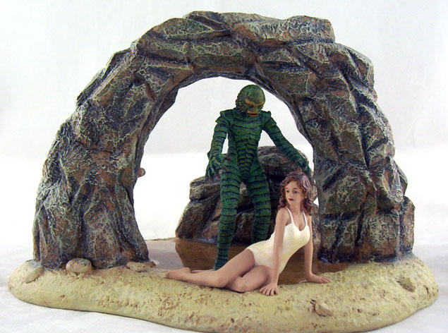 CREATURE FROM THE BLACK LAGOON: LAIR - DEPARTMENT-56-2006