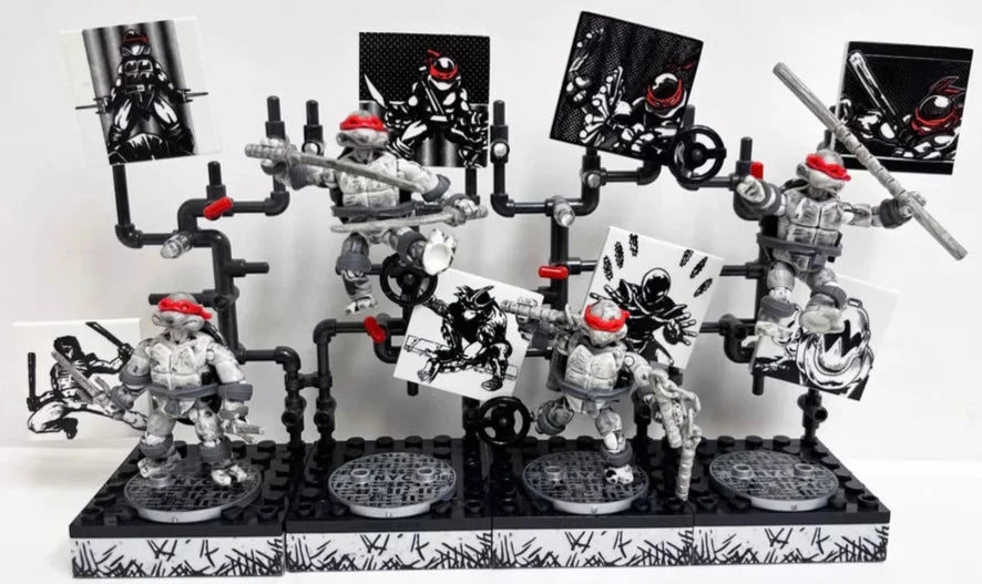 TEENAGE MUTANT NINJA TURTLES: EASTMAN & LAIRD - MEGA BLOKS-SET OF 4 (BLACK & WHITE)