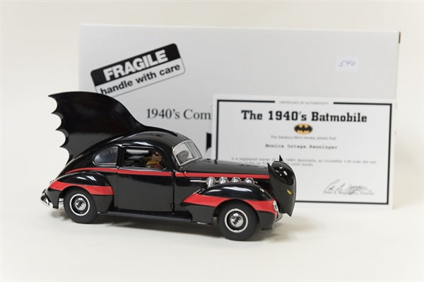 BATMAN: BATMOBILE (1940'S COMIC BOOK) - DANBURY MINT-DIE-CAST 1:24 SCALE