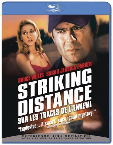 STRIKING DISTANCE BILINGUAL [BLU-RAY]