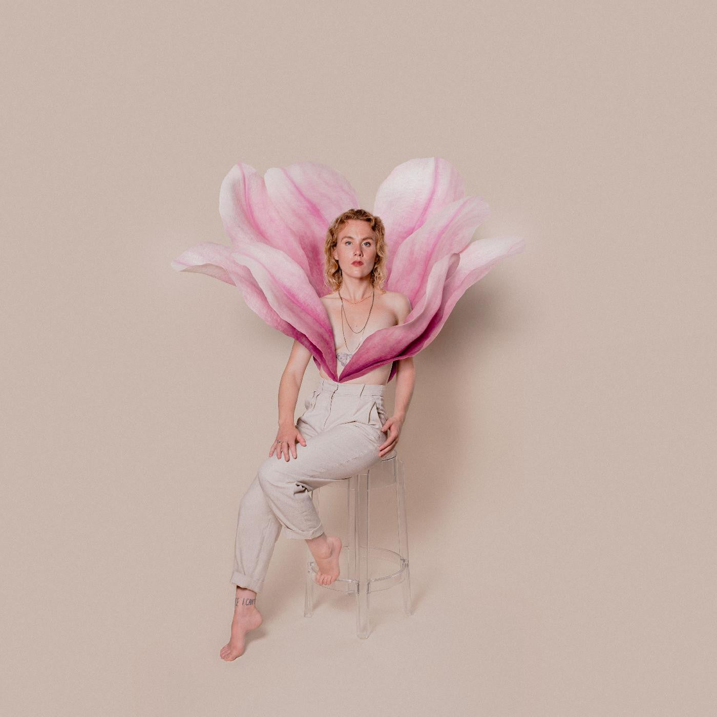 LIOBA - MAGNOLIA (RED VINYL)