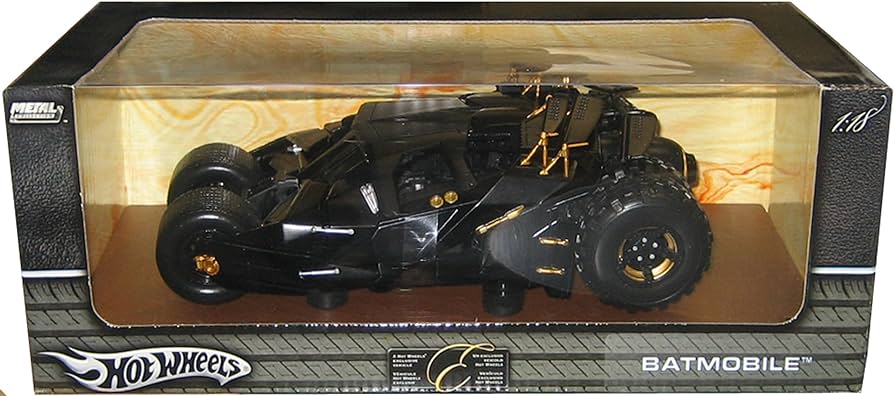 DARK KNIGHT: BATMOBILE TUMBLER (1:18) - HOT WHEELS-2004