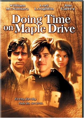 DOING TIME ON MAPLE DRIVE (BILINGUAL)