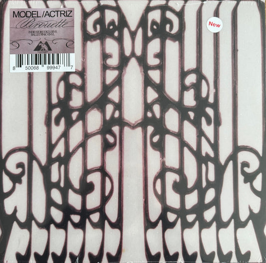 MODEL/ACTRIZ - PIROUETTE