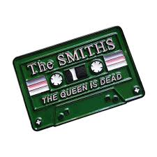 SMITHS: QUEEN IS DEAD CASSETTE (ENAMEL) - PIN