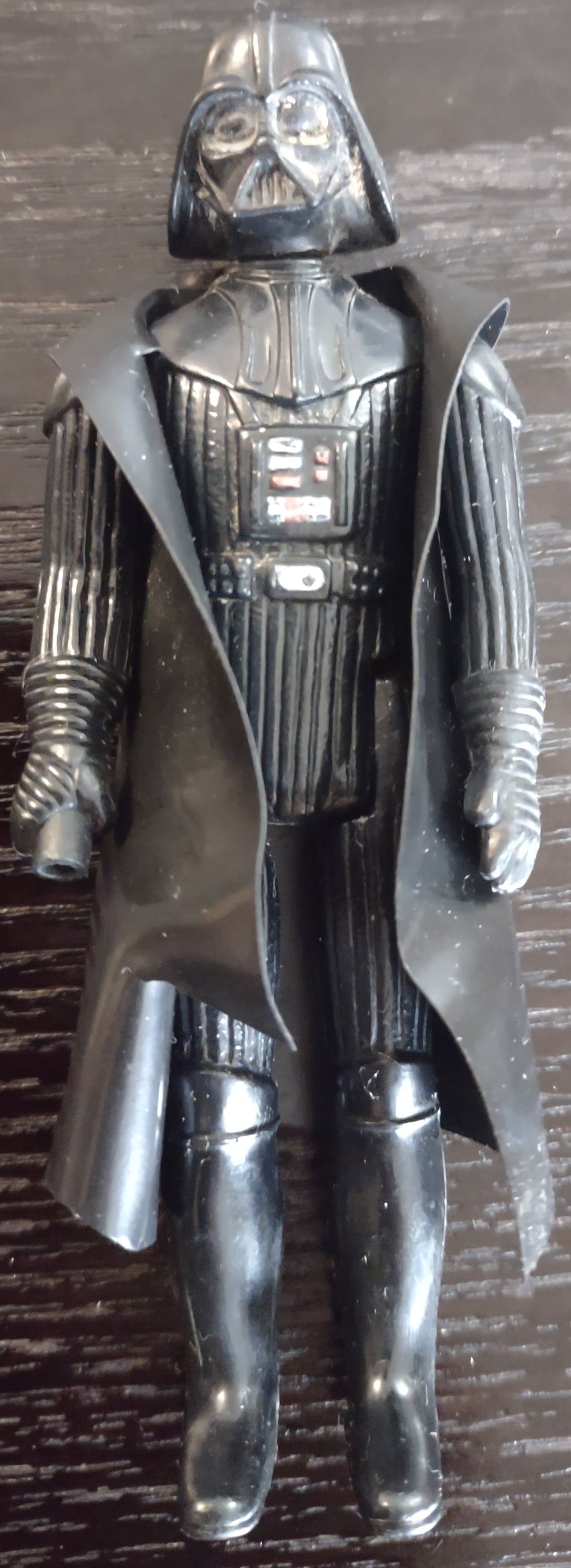 STAR WARS: DARTH VADER (3.75") (HK) - KENNER: LOOSE FIGURE-1977 (INCOMPLETE)