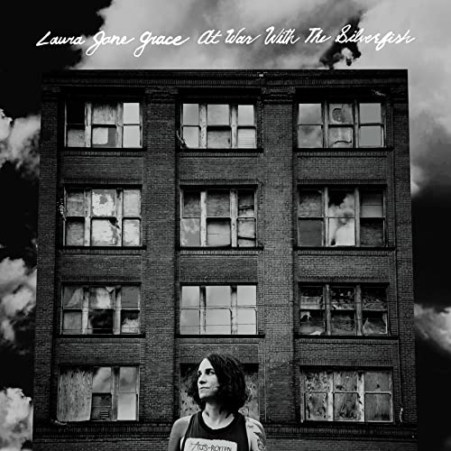 LAURA JANE GRACE - AT WAR WITH THE SILVERFISH (VINYL)