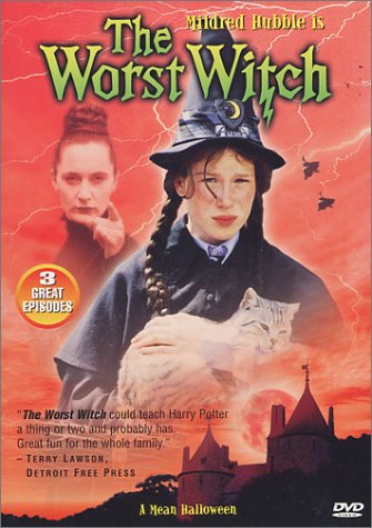 THE WORST WITCH: A MEAN HALLOWEEN [IMPORT]